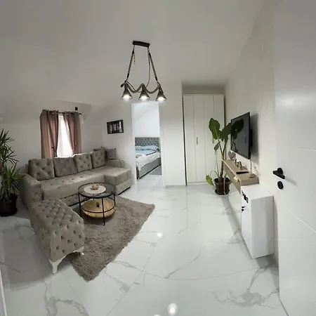 Star 1 Appartement Belgrado